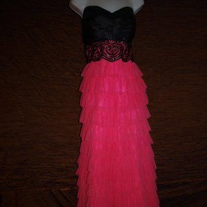 Pink/Black GOWN SIZE 14/15 BY DEB USED FOR PHOTO SHOOT